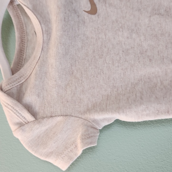 Nike Tan & Cream 2 Piece Bodysuit Set - Picture 3 of 13